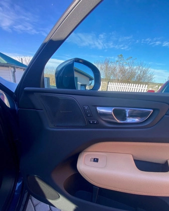 Volvo XC 60 cena 138900 przebieg: 73360, rok produkcji 2019 z Tuchów małe 596